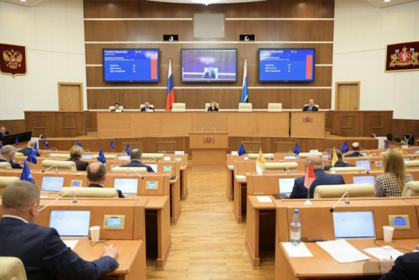 Депутаты свердловского Заксобрания одобрили кандидатуру Алексея Шмыкова на пост первого замгубернатора