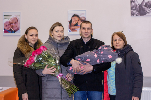 В День матери из родильного дома Верхней Пышмы выписали тысячного новорожденного
