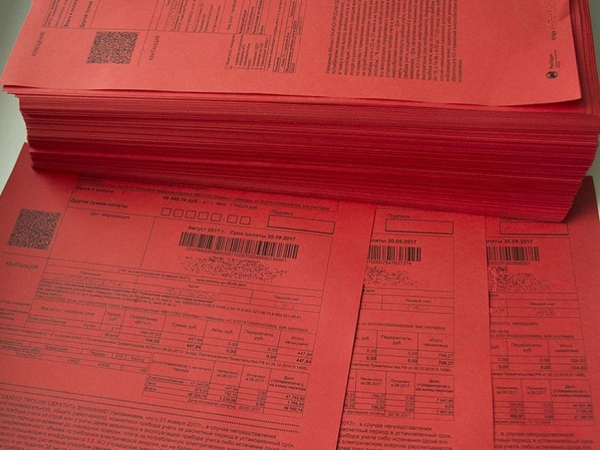 Более 800 «красных» квитанций направлены в Среднеуральске должникам за тепло и горячую воду