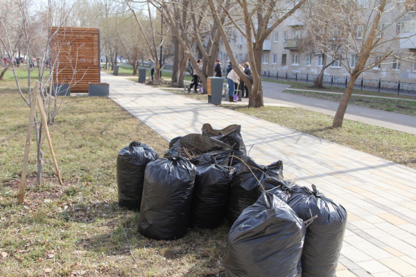 Традиционные весенние субботники стартовали в Свердловской области