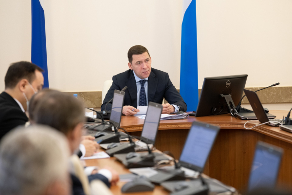 Евгений Куйвашев дал поручения по обеспечению безопасности в праздники