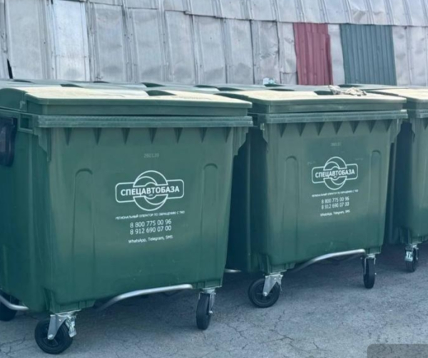 Продолжается обновление контейнеров для сбора ТКО в муниципалитетах Среднего Урала