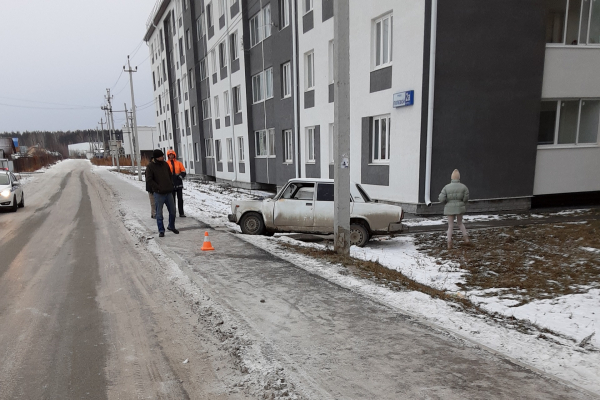 В Среднеуральске нетрезвый водитель сбил пешехода