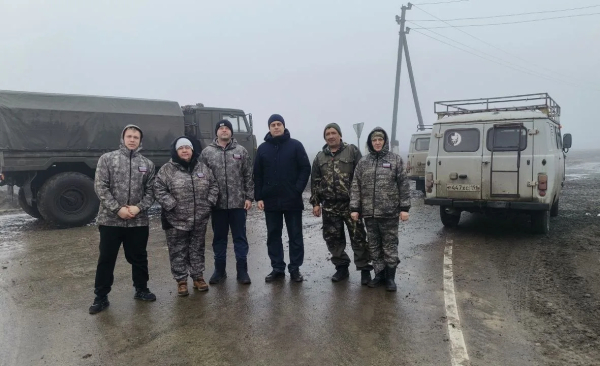 В туманах, вдоль минных полей