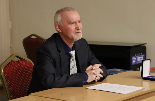 Служба, ставшая литературой