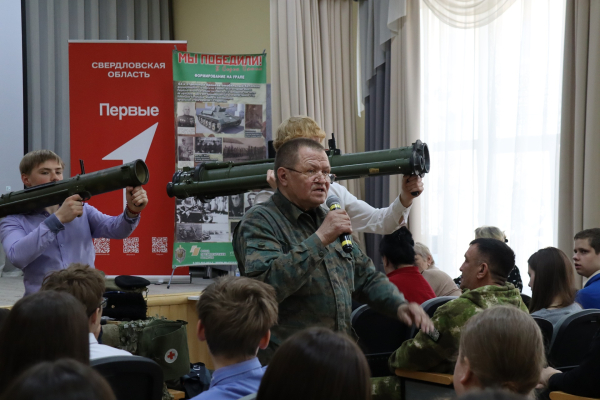 Единство фронта и тыла: встреча с ветеранами контрразведки