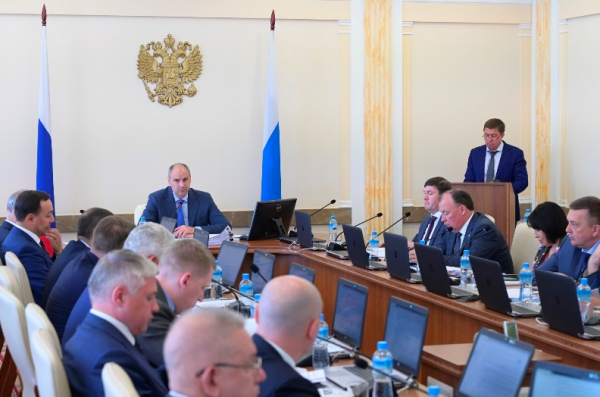 Денис Паслер поручил создать региональный штаб по подготовке к отопительному сезону