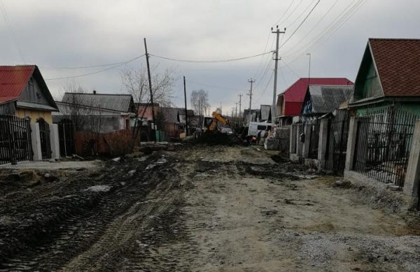 Жителей улицы Металлистов подключают к отремонтированному водоводу