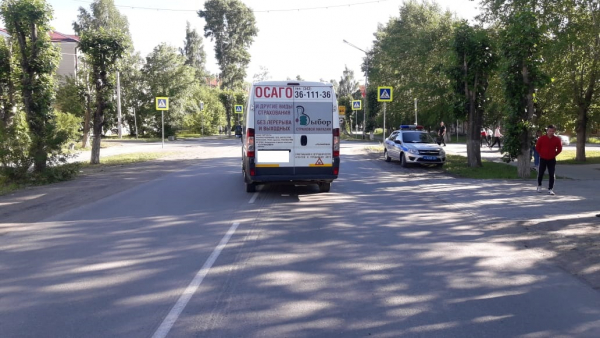 В Среднеуральске дошкольник попал под колеса автобуса