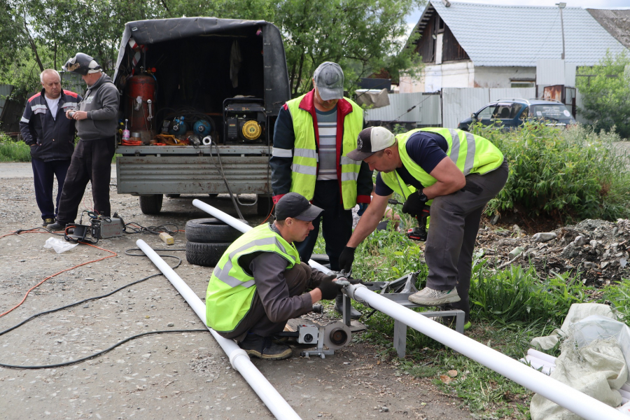 Трубопровод ремонтом красен